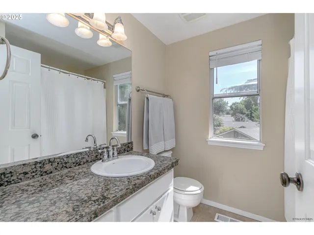 $644,900 | 20182 Southwest Tillamook Court, Tualatin, OR 97062