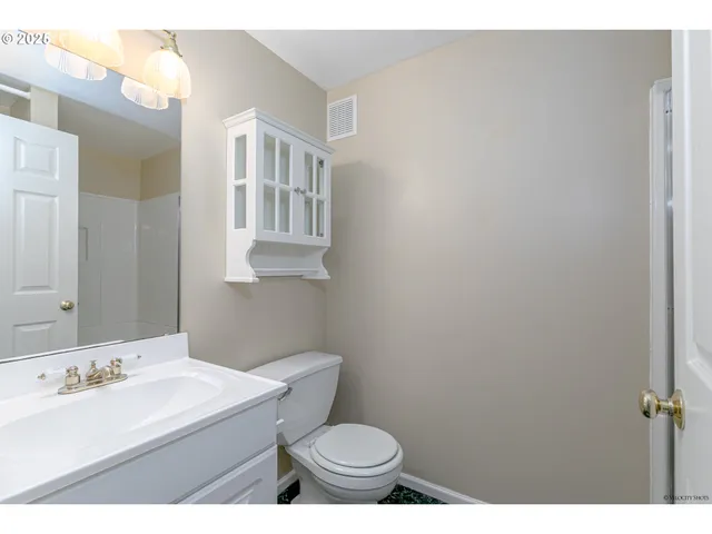 $644,900 | 20182 Southwest Tillamook Court, Tualatin, OR 97062