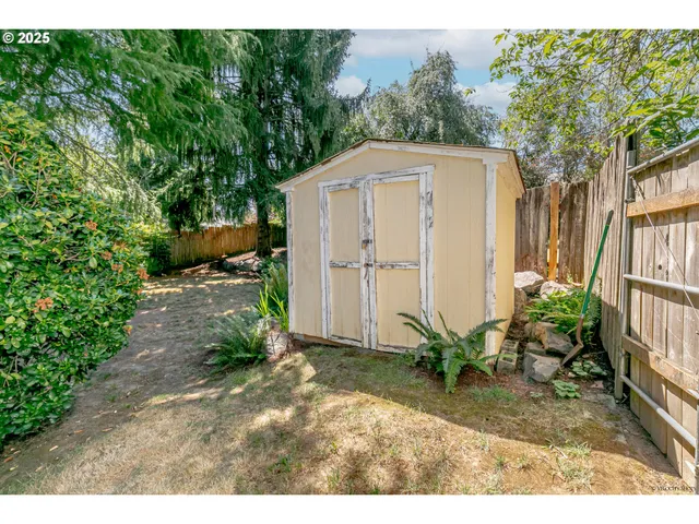 $644,900 | 20182 Southwest Tillamook Court, Tualatin, OR 97062