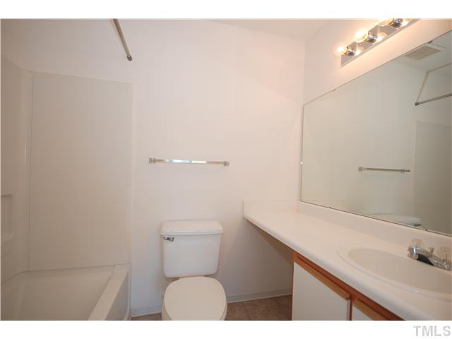 1420 Collegiate Circle, Unit 202 Raleigh, NC 27606 - Photo 17 of 25 Gallery Image 17