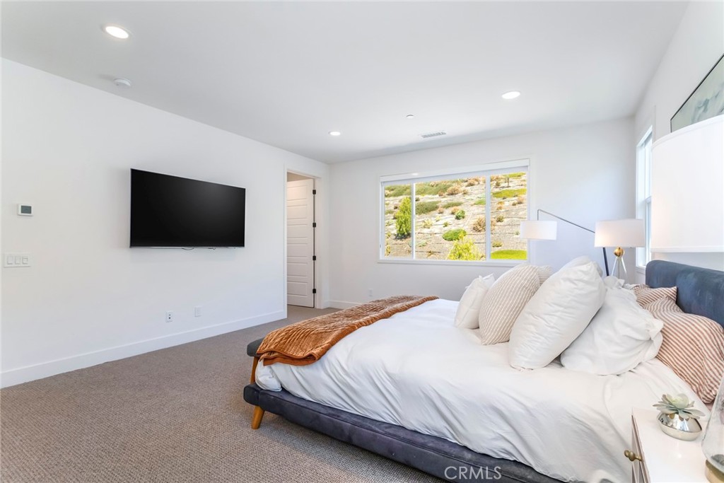 17701 Ridgeline Court Saugus, CA 91350 - Photo 27 of 61