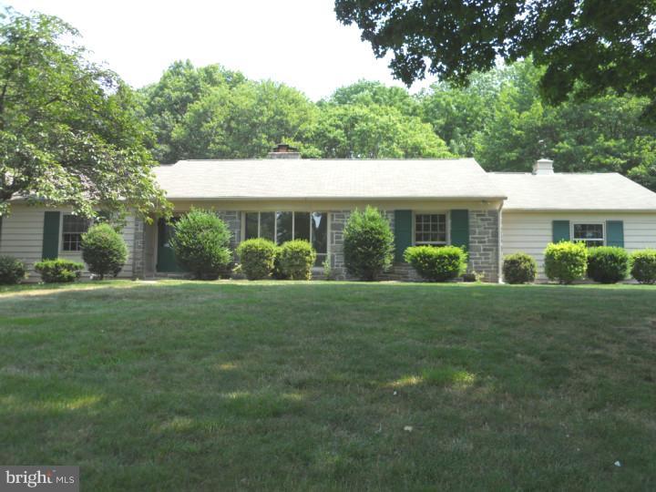 857 Nathan Hale Road Berwyn, PA 19312 - Photo 1 of 17 Exterior
