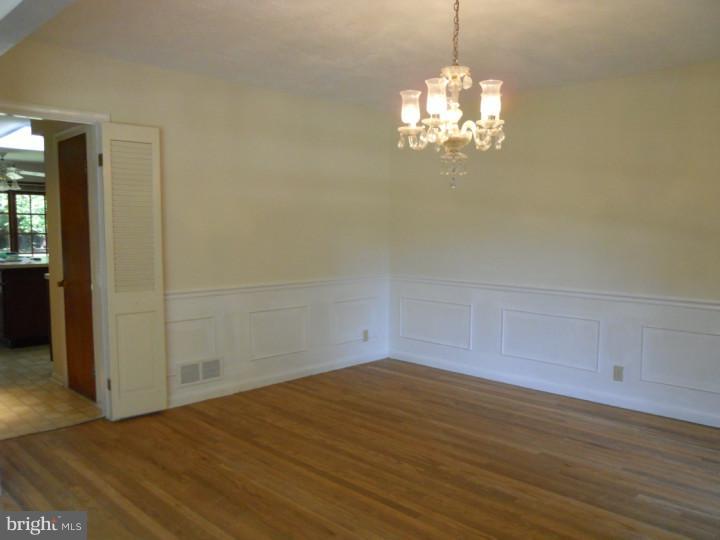 857 Nathan Hale Road Berwyn, PA 19312 - Photo 4 of 17 Dining Room