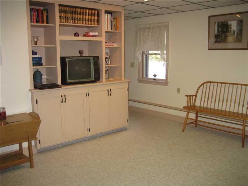 63 Hurricane Road Gorham, ME 04038 - Photo 14 of 29 Den/Family/Great Room. Built-ins