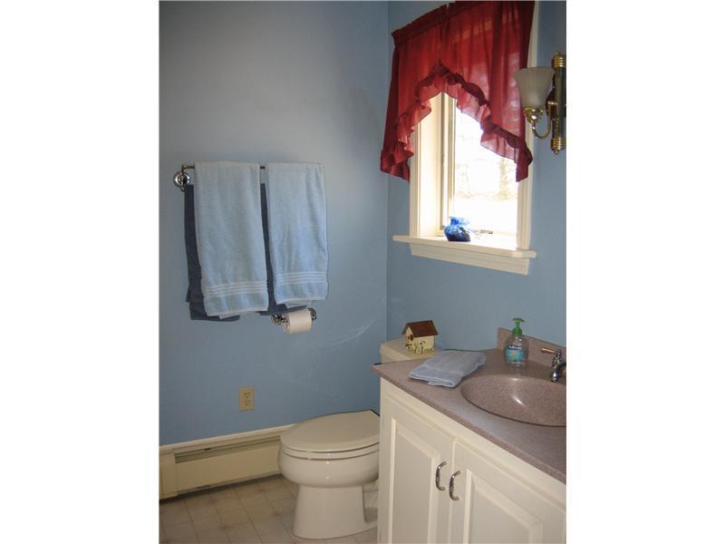 63 Hurricane Road Gorham, ME 04038 - Photo 23 of 29 Master Bath/Spa.
