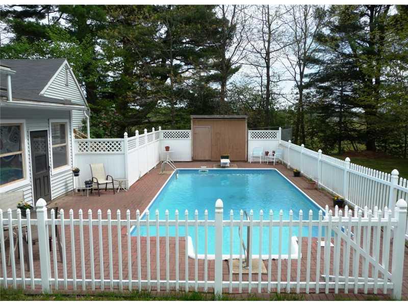 63 Hurricane Road Gorham, ME 04038 - Photo 26 of 29 Swimming Pool/Hot Tub/Sauna.