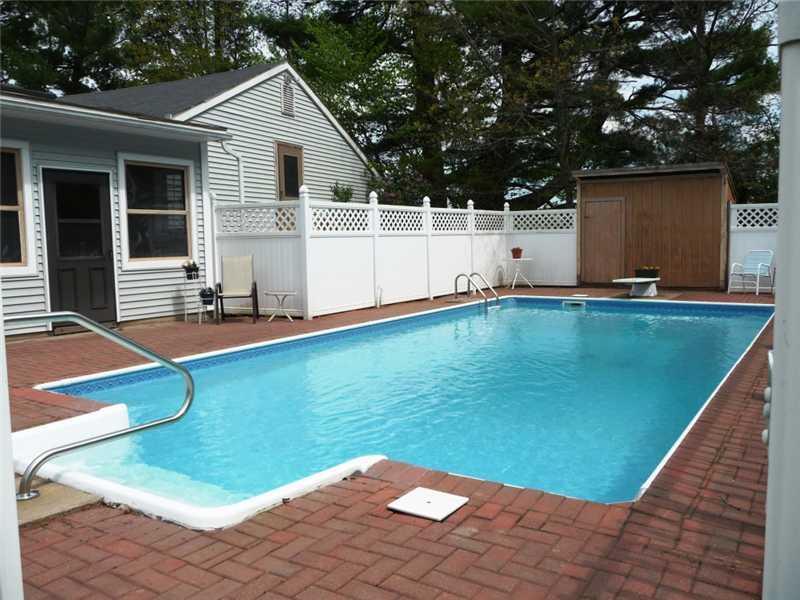 63 Hurricane Road Gorham, ME 04038 - Photo 27 of 29 Swimming Pool/Hot Tub/Sauna.