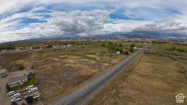 2425 North Vernal Avenue Vernal, UT 84078 - Photo 3 of 12
