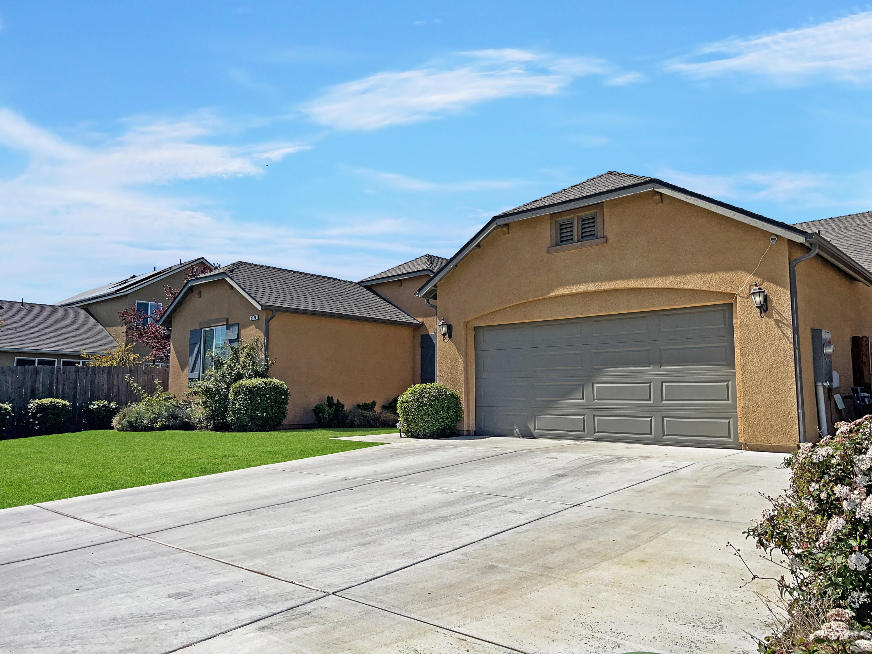 2326 Ranier Way Hanford, CA 93230 - Photo 2 of 26 Photo Mar 14, 12 29 57 PM
