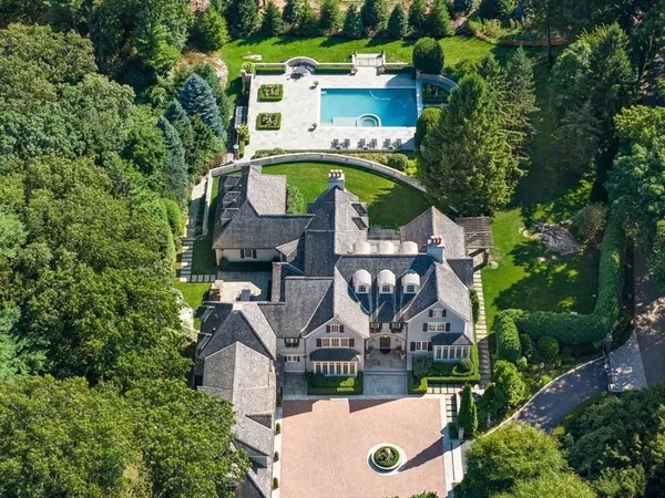 $16,900,000 | 50 Winsor Way, Weston, MA 02493