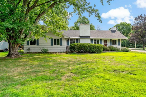 $585,000 | 3567 Leroy Street, Deephaven, MN 55391