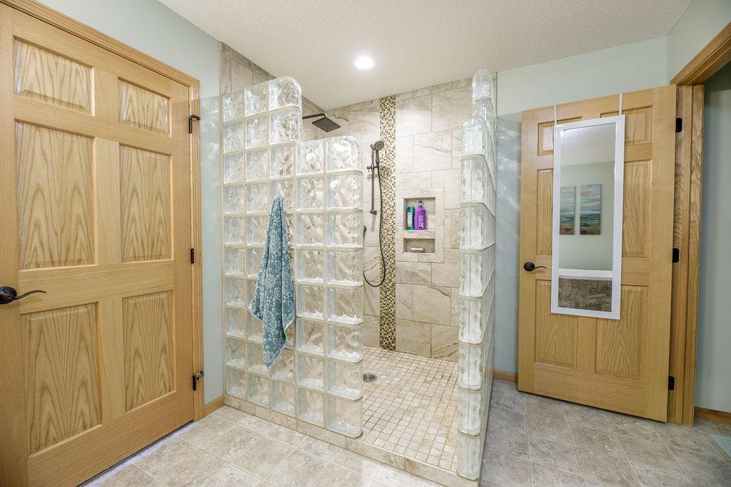3807 North Eagle Road Willmar, MN 56201 - Photo 23 of 85 Gallery Image 23
