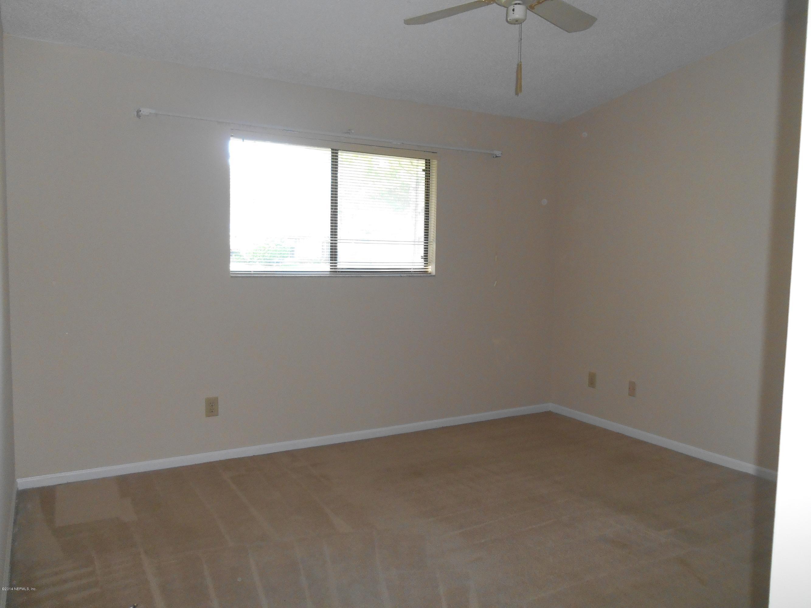 3801 Crown Point Road, Unit 2172 Jacksonville, FL 32257 - Photo 9 of 15 Master BR