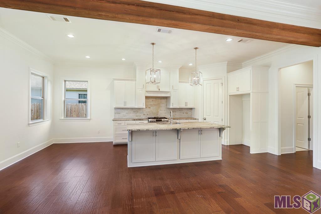 13127 Oakbourne Avenue Geismar, LA 70734 - Photo 17 of 44 OPEN KITCHEN