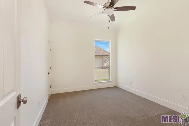 $469,900 | 13127 Oakbourne Avenue, Geismar, LA 70734