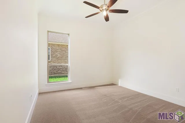 $469,900 | 13127 Oakbourne Avenue, Geismar, LA 70734