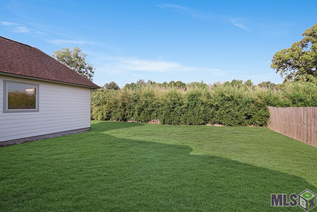 13127 Oakbourne Avenue Geismar, LA 70734 - Photo 4 of 44