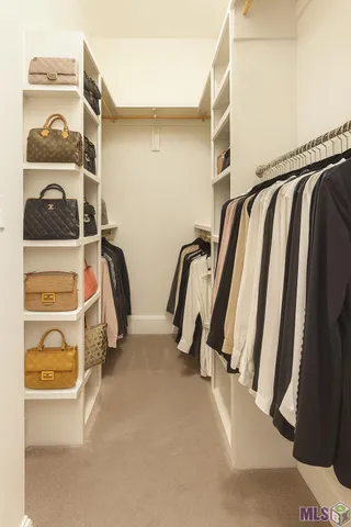 $469,900 | 13127 Oakbourne Avenue, Geismar, LA 70734