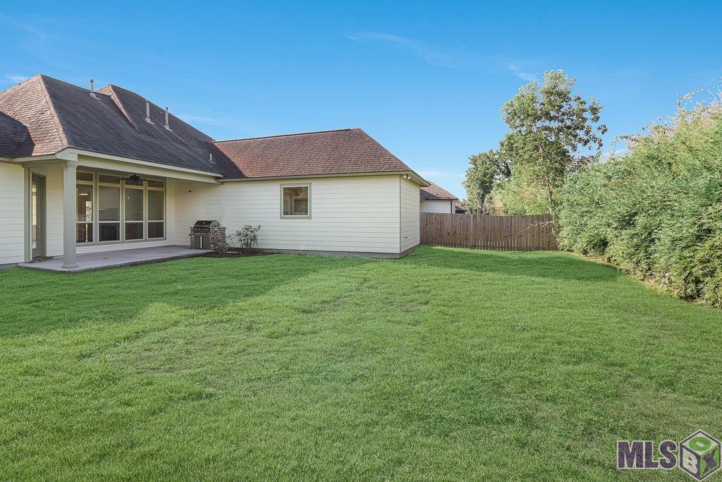 13127 Oakbourne Avenue Geismar, LA 70734 - Photo 5 of 44