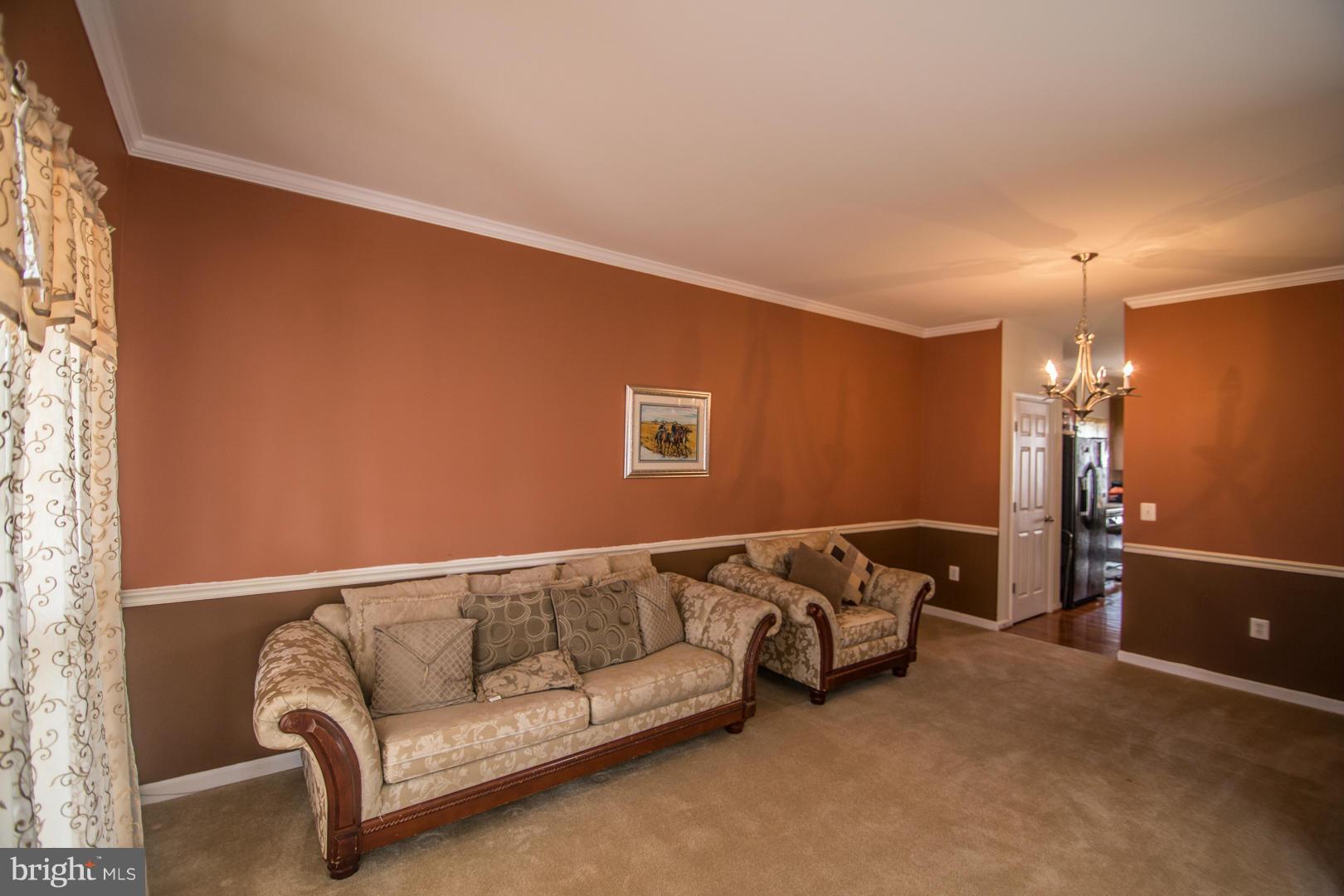 4234 Meyers Road Triangle, VA 22172 - Photo 7 of 26 Living Room