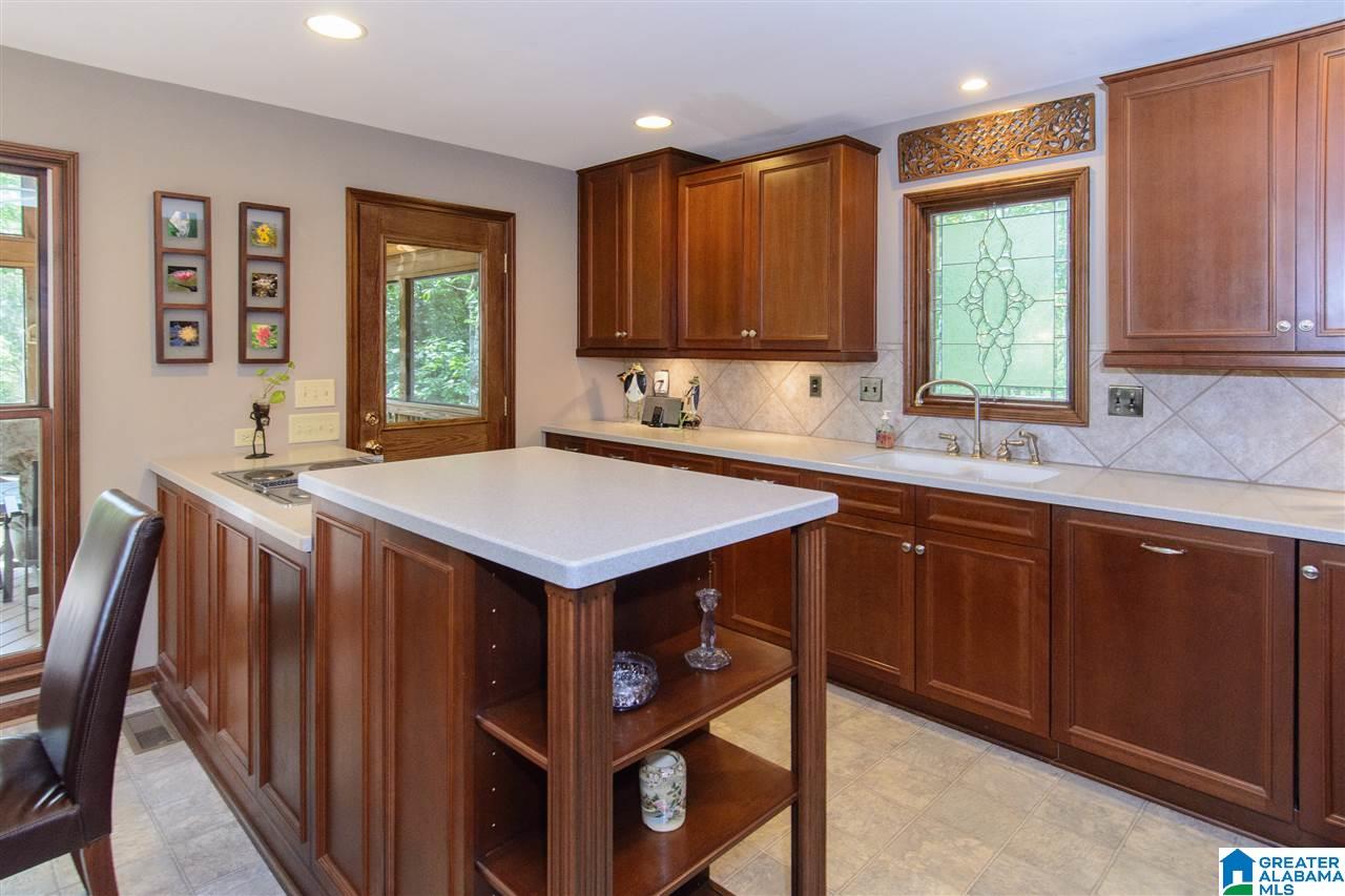 3549 Springhill Road Birmingham, AL 35223 - Photo 14 of 50