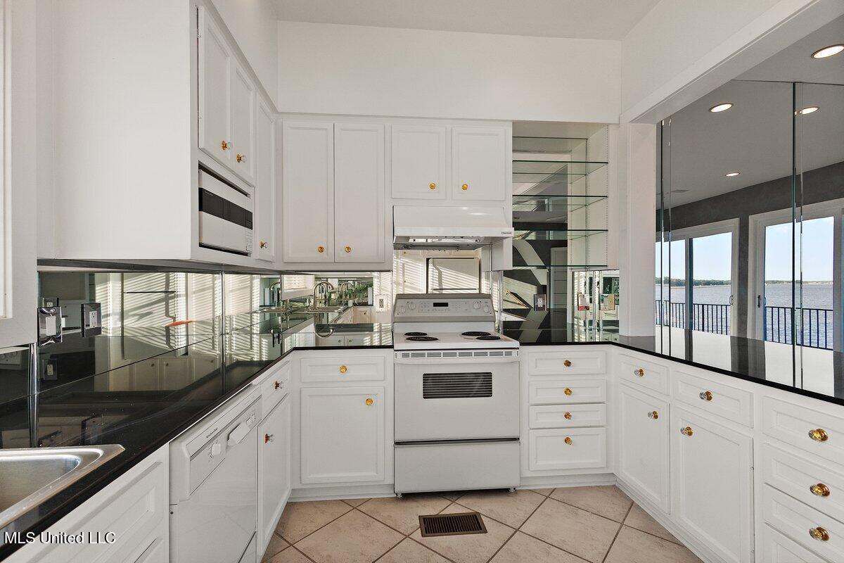 21 Breakers Lane Ridgeland, MS 39157 - Photo 16 of 43 3HTP6320