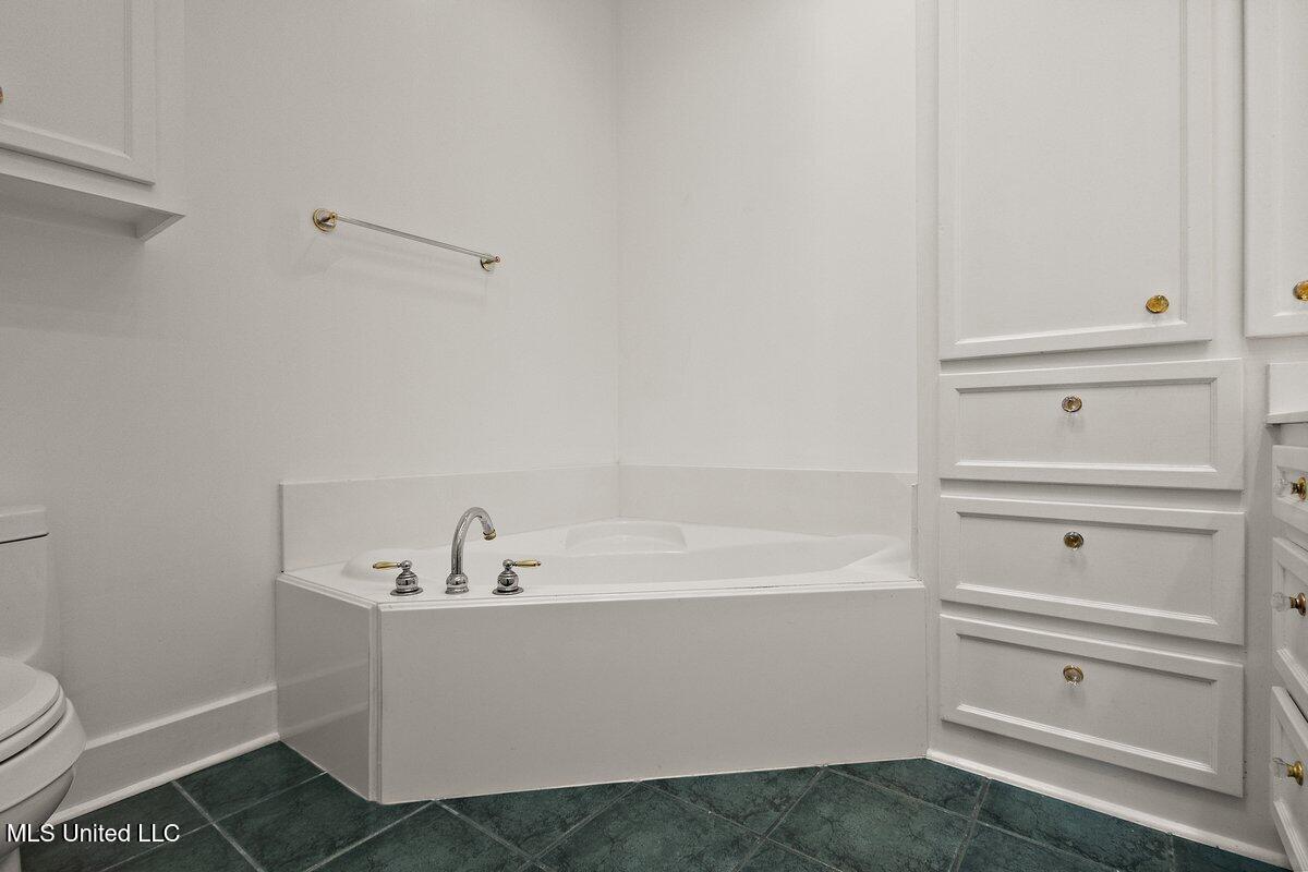 21 Breakers Lane Ridgeland, MS 39157 - Photo 27 of 43 3HTP6356