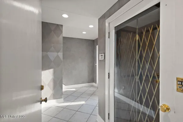 $475,000 | 21 Breakers Lane, Ridgeland, MS 39157