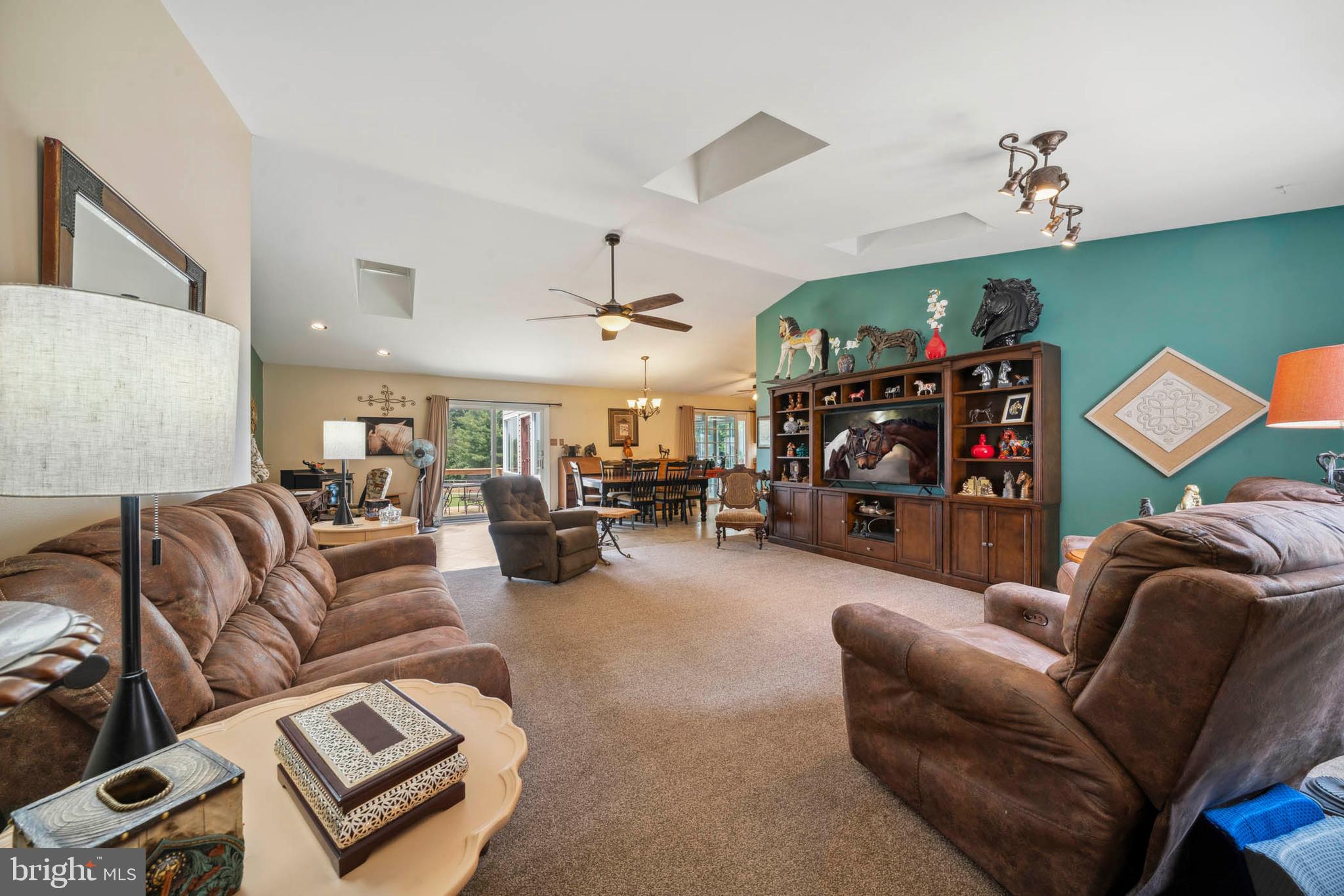 1392 Wakefield Valley Road New Windsor, MD 21776 - Photo 67 of 144 Premium short-pile carpet is like new.