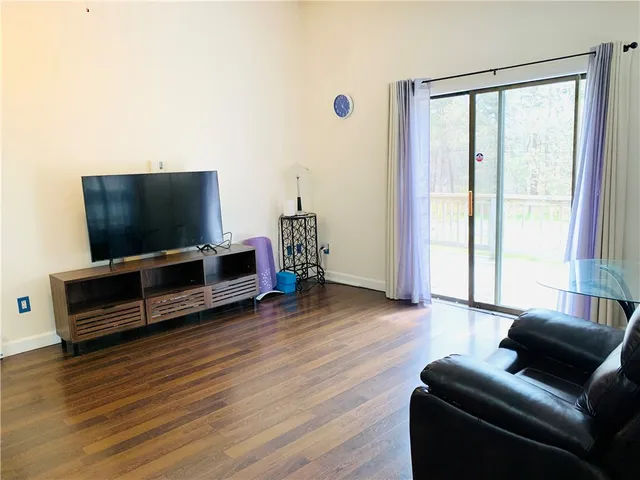 $2,500 | 35 Ashumet Road, Unit 6C, Mashpee, MA 02649