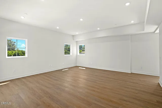 $3,795 | 834 North Fair Oaks Avenue, Unit 105, Pasadena, CA 91103