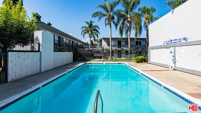 $315,000 | 5500 Ackerfield Avenue, Unit 104, Long Beach, CA 90805