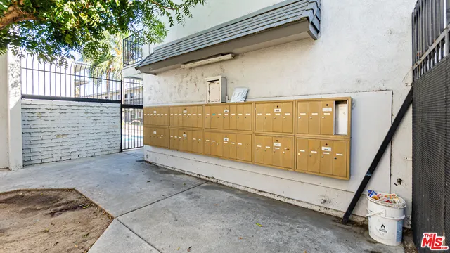 $315,000 | 5500 Ackerfield Avenue, Unit 104, Long Beach, CA 90805