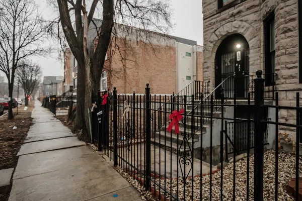 $2,200 | 4837 South St Lawrence Avenue, Unit 3, Chicago, IL 60615