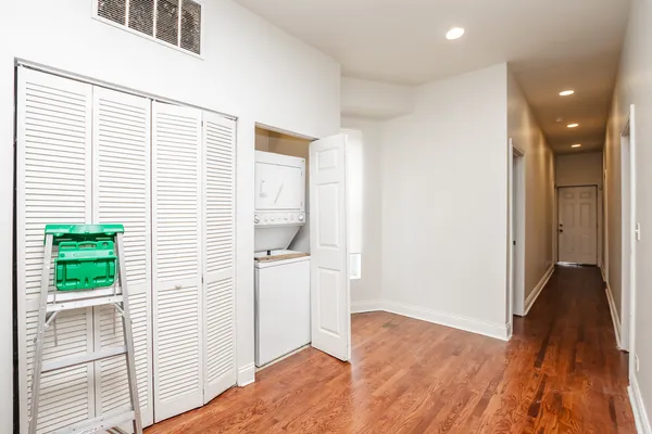 $2,200 | 4837 South St Lawrence Avenue, Unit 3, Chicago, IL 60615