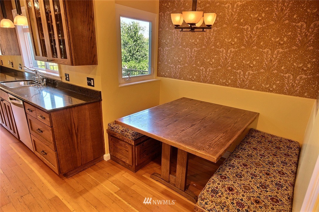 316 Renton Avenue South Renton, WA 98057 - Photo 4 of 25 Gallery Image 4