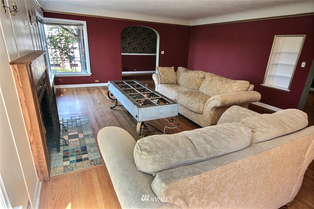 316 Renton Avenue South Renton, WA 98057 - Photo 6 of 25 Gallery Image 6
