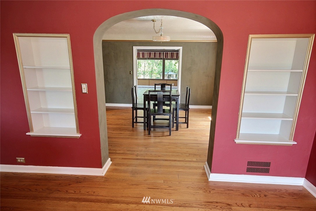 316 Renton Avenue South Renton, WA 98057 - Photo 7 of 25 Gallery Image 7