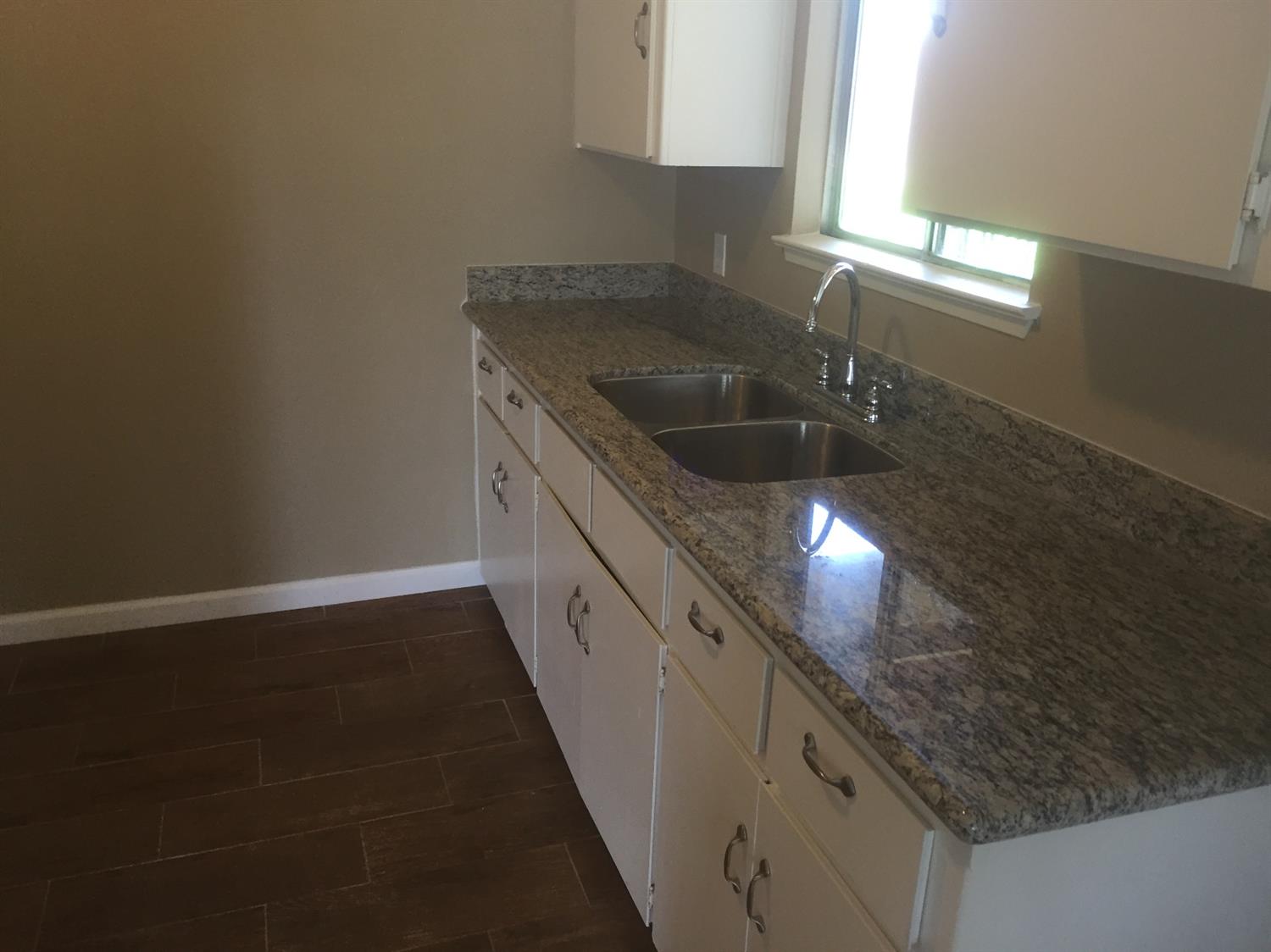 727 South Cedar Avenue Reedley, CA 93654 - Photo 10 of 14 Gallery Image 10