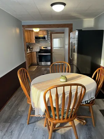 $2,000 | 300 North Madison Street, Woodstock, IL 60098