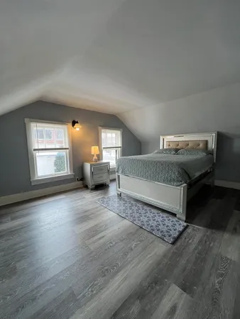 $2,000 | 300 North Madison Street, Woodstock, IL 60098