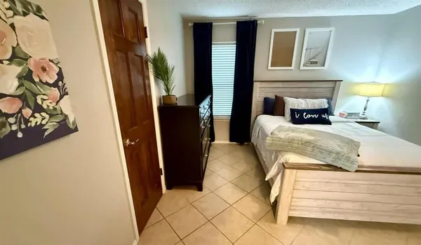 $279,950 | 832 Chateau Valee Circle, Bedford, TX 76022