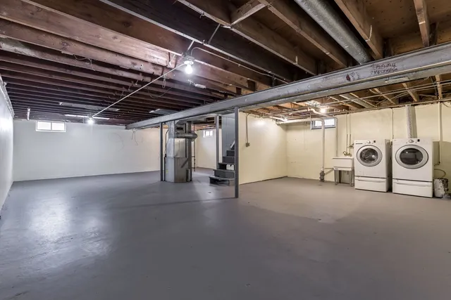 $215,000 | 2119 Hermon Avenue, Zion, IL 60099