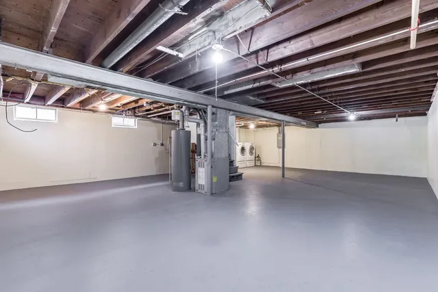 $215,000 | 2119 Hermon Avenue, Zion, IL 60099