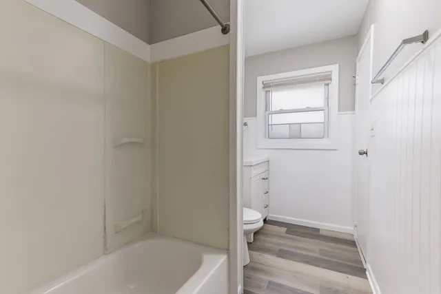 $215,000 | 2119 Hermon Avenue, Zion, IL 60099