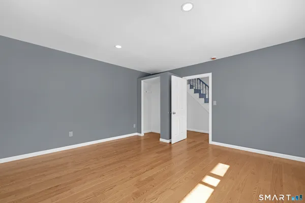 $308,000 | 254 Broad Street, Norwich, CT 06360