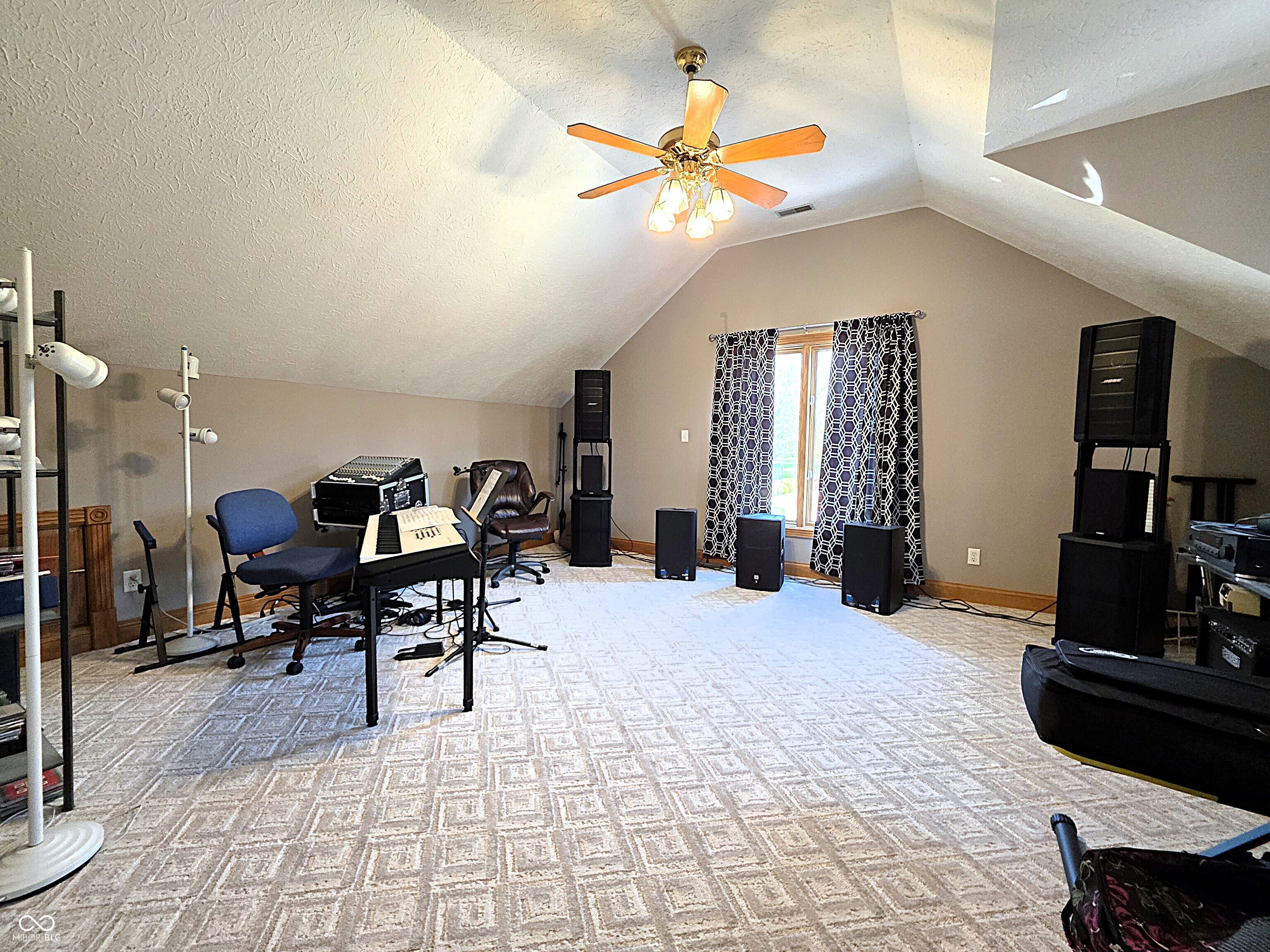 115 Jordan Road Indianapolis, IN 46217 - Photo 32 of 67