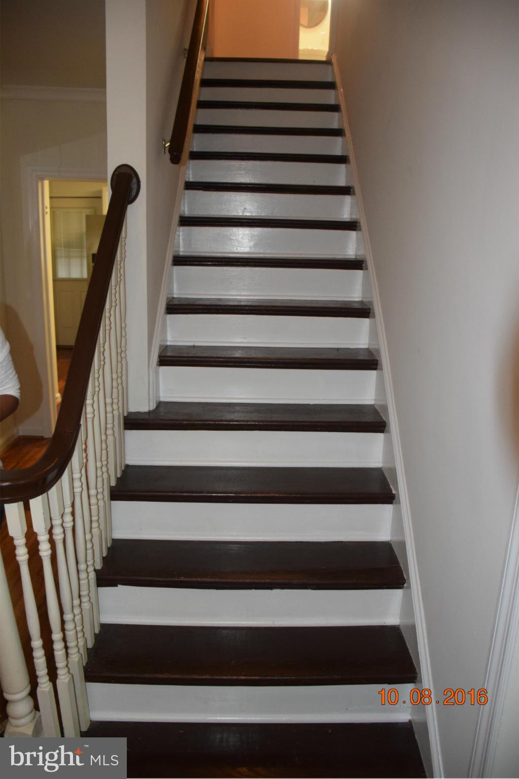 6810 Campfield Road Baltimore, MD 21207 - Photo 15 of 30 a view of entryway