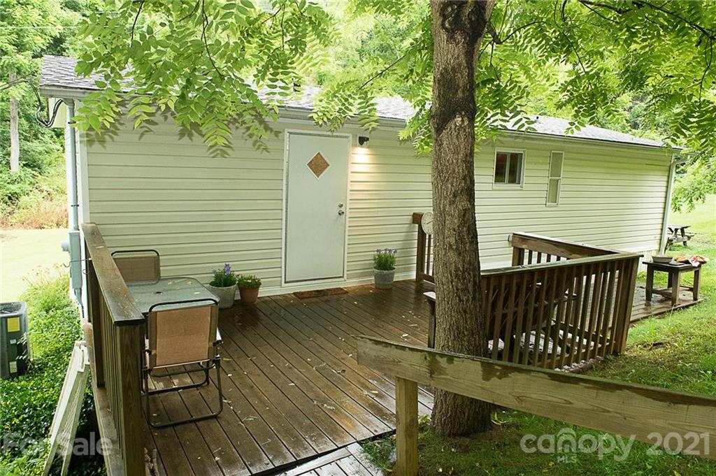 1000 Halewood Road Marshall, NC 28753 - Photo 1 of 48 Gallery Image 1