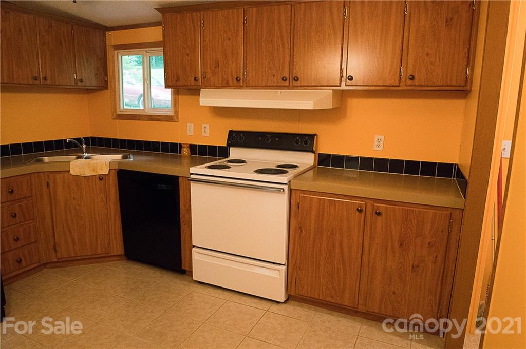 1000 Halewood Road Marshall, NC 28753 - Photo 13 of 48 Gallery Image 13